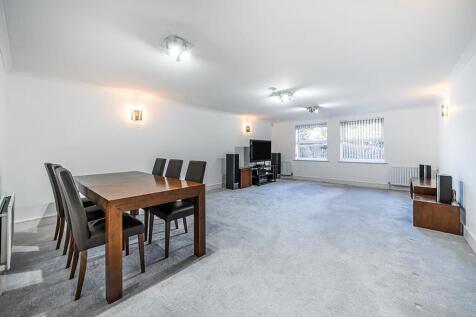 The Avenue, Beckenham, Kent, BR3 2 bed flat for sale