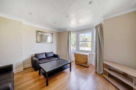 Culverden Road, Balham, London, SW12 3 bed flat for sale