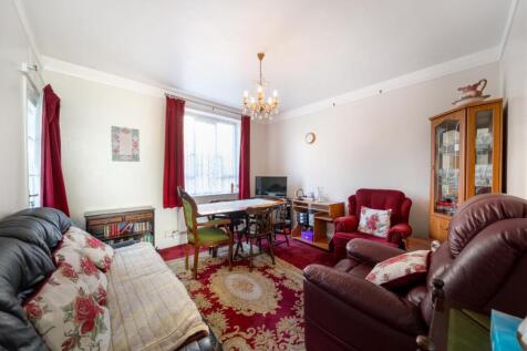 Vermont Road, Earlsfield, London, SW18 2 bed flat for sale
