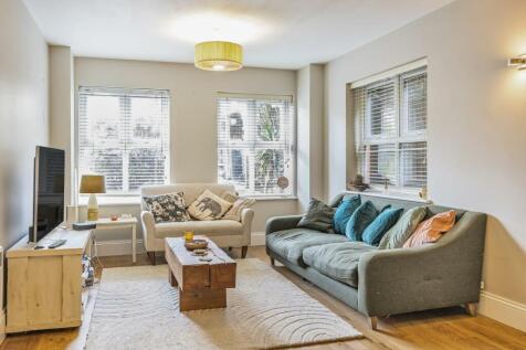 Lowther Hill, Forest Hill 2 bed flat for sale