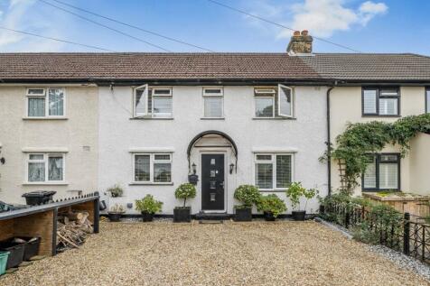 George Lane, Hayes 3 bed terraced house for sale