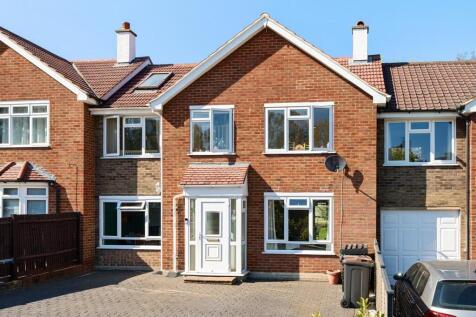 Mead Way, Bromley, Kent, BR2 3 bed terraced house for sale