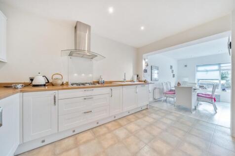 Gates Green Road, West Wickham, Kent... 3 bed semi