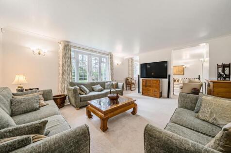 Longdon Wood, Keston, Kent, BR2 7 bed detached house for sale
