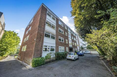 Shepherds Hill, Highgate, London, N6 2 bed flat for sale