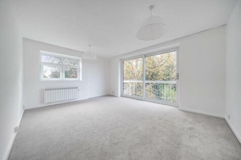 Shepherds Hill, Highgate 2 bed flat for sale