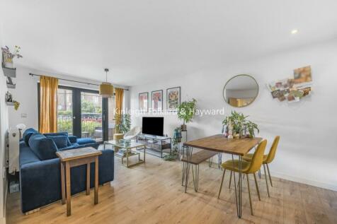 Cowley Road, Oval, London, SW9 2 bed flat for sale