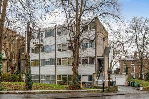 Granville Park, Lewisham 2 bed maisonette for sale