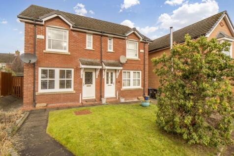 2 bedroom semi-detached villa for sale