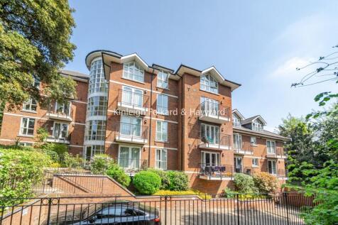 Widmore Road, Bromley, BR1 2 bed flat for sale