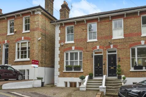 Old Hill, Chislehurst, Kent, BR7 4 bed semi