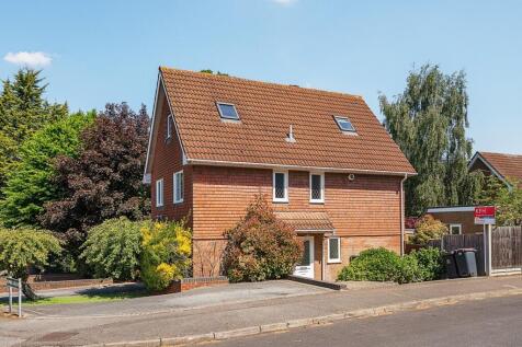 Romney Drive, Bromley, Kent, BR1 5 bed detached house for sale