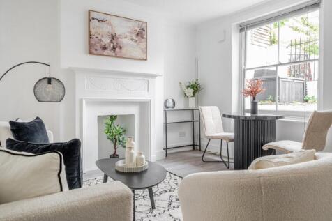 Priory Road, Chiswick, London, W4 1 bed flat for sale