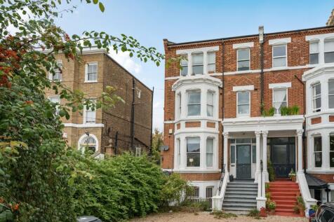 Acre Lane, London, SW2 2 bed flat for sale