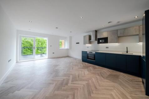 2 bedroom flat for sale