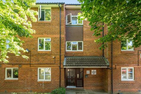 Stevenson Crescent, London, SE16 1 bed flat for sale