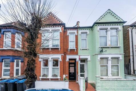 Warren Road, Colliers Wood 2 bed flat for sale