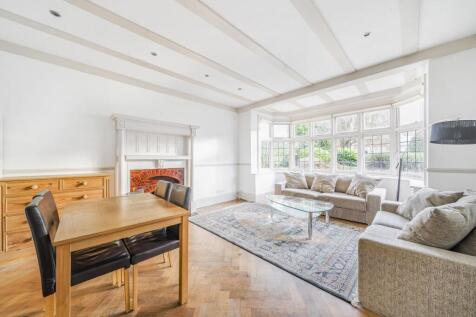 Teignmouth Road, Mapesbury, London, NW2 2 bed flat for sale