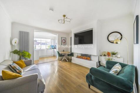 Sumatra Road, West Hampstead, London... 2 bed flat for sale