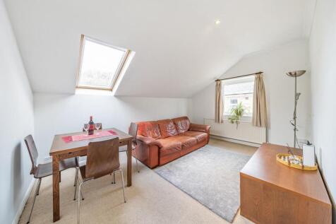 Upper Richmond Road, Putney 1 bed flat for sale
