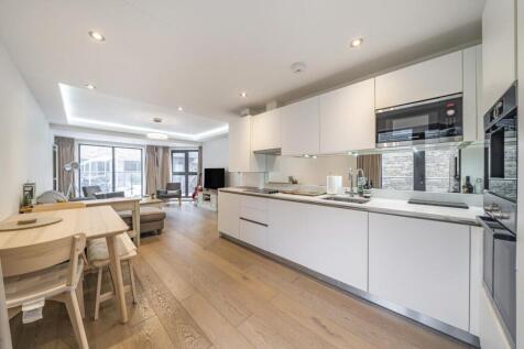 Bemish Road, Putney, London, SW15 3 bed semi