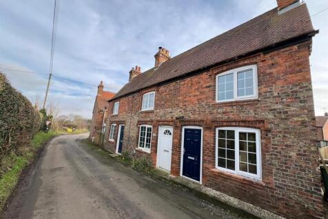 2 bedroom end of terrace house for sale