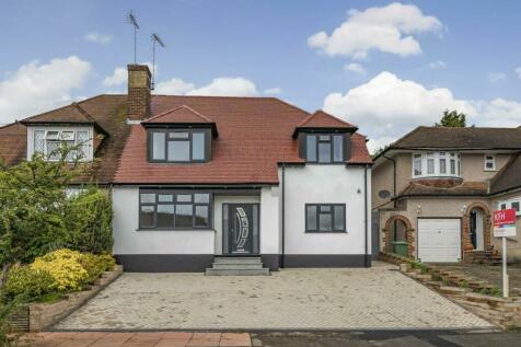 5 bedroom semi-detached house for sale