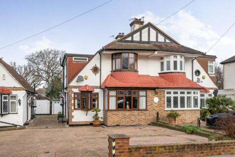 4 bedroom semi-detached house for sale