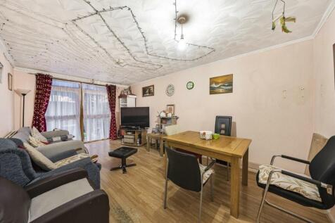 Burnt Ash Hill, Lee 2 bed flat for sale