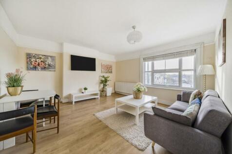 Burnt Ash Hill, Lee 2 bed flat for sale