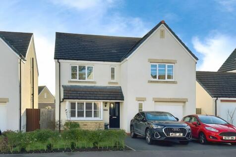 Evening Star, Royal Wootton Bassett, SN4 4 bed detached house for sale