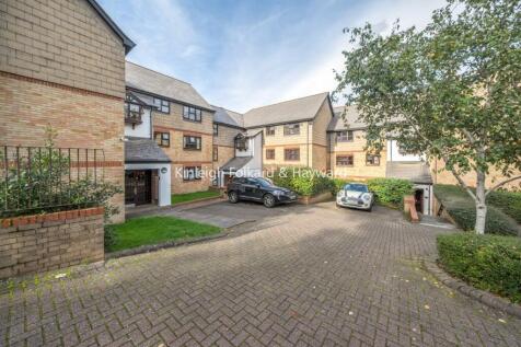 Pages Hill, Muswell Hill 1 bed flat for sale