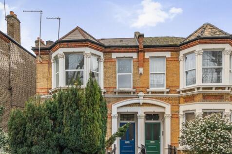 Jerningham Road, New Cross, London, SE14 3 bed flat for sale