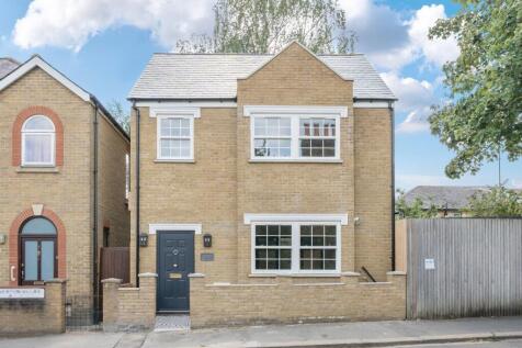 2 bedroom detached house for sale
