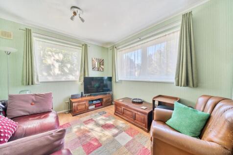 Victoria Drive, Southfields, London... 2 bed flat for sale