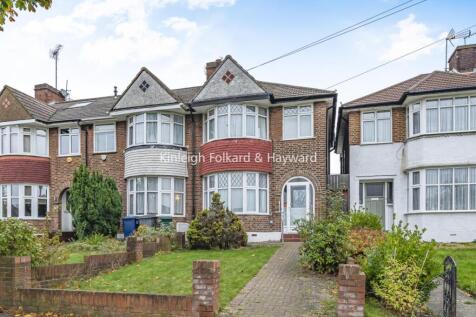 3 bedroom end of terrace house for sale