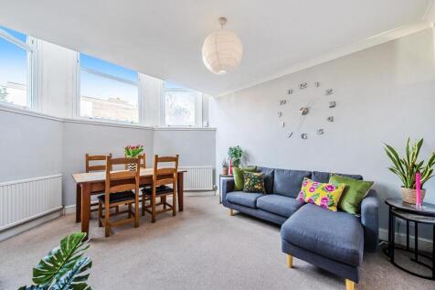 Mount Nod Road, Streatham, London, SW16 1 bed flat for sale