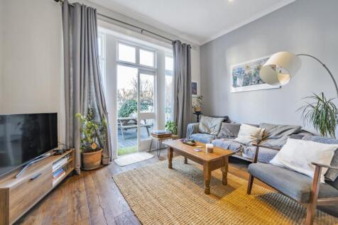 Rutford Road, Streatham, London, SW16 2 bed flat for sale