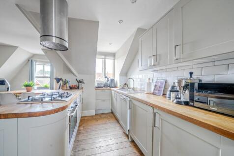 Stanthorpe Road, Streatham, London, SW16 2 bed flat for sale