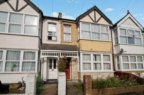 Rosslyn Crescent, Harrow 2 bed apartment for sale