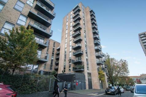 Lyon Road, Harrow 2 bed flat for sale