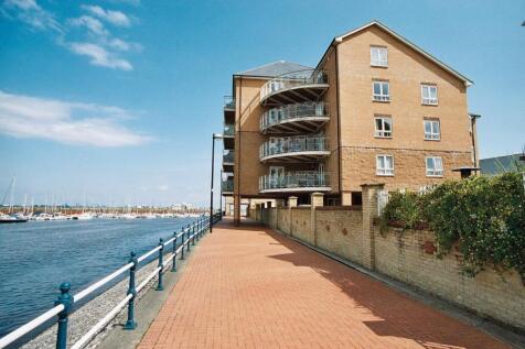 22 Mayflower House, Anchor Road... 1 bed house for sale