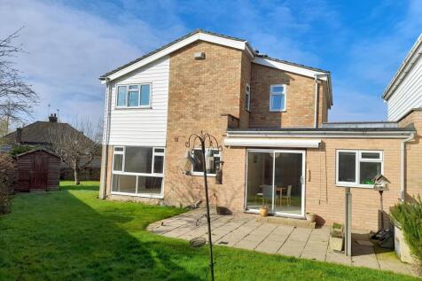 Chart View, Kemsing, TN15 4 bed link detached house for sale