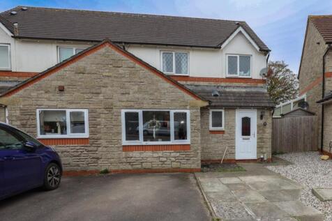 Gildas Close, Llantwit Major, Vale of... 3 bed semi