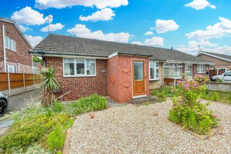 Whitfield Road, Scunthorpe, North... 2 bed bungalow for sale