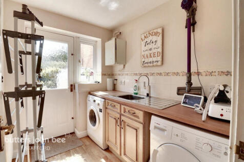 Lotus Way, Stafford 3 bed townhouse for sale