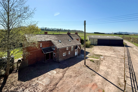 Sutton St Nicholas, Hereford, HR1 4 bed detached house for sale