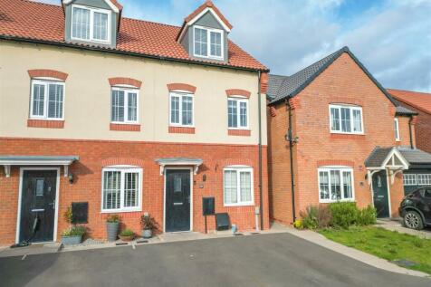 Caesar Drive, Off Higham Lane 3 bed end of terrace house for sale