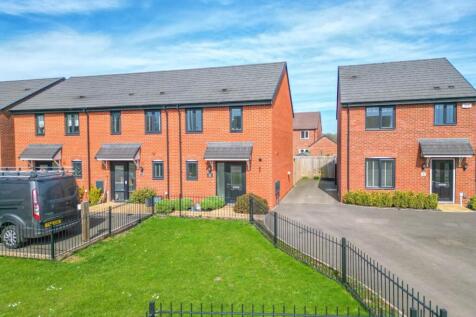 2 bedroom end of terrace house for sale
