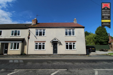 5 bedroom terraced house for sale